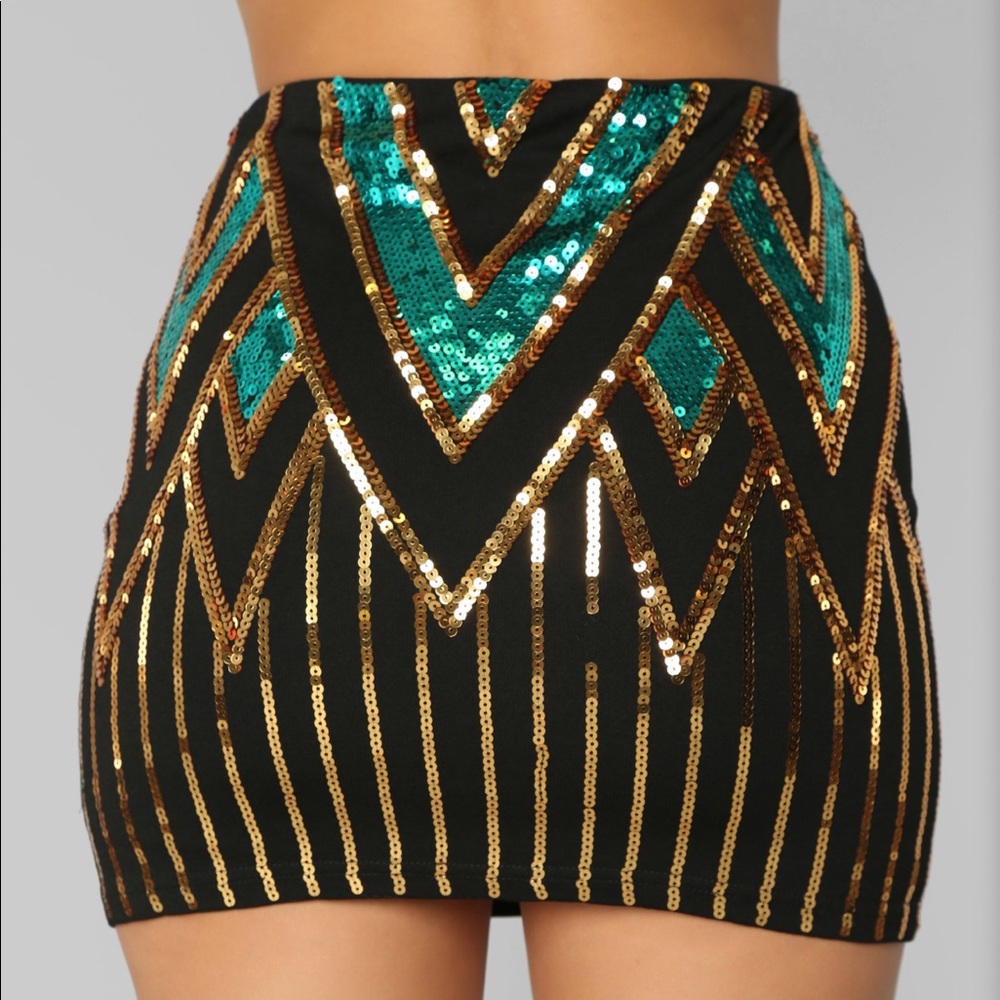 Shimmery skirt set - Picture 2 of 6